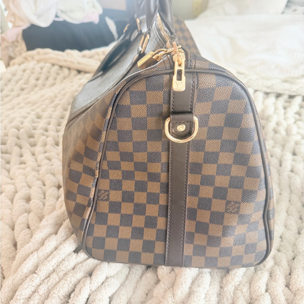 LV duffle - Picture 5 of 6